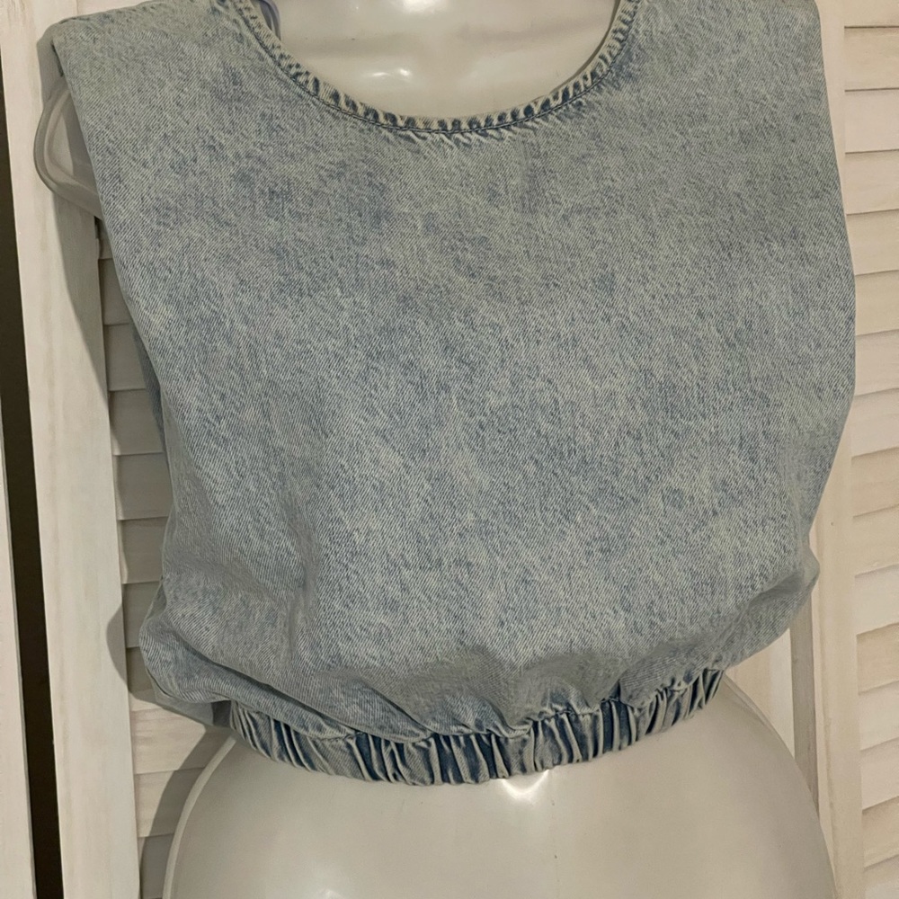 Zara Gray Sleeveless Boxy Crop Top